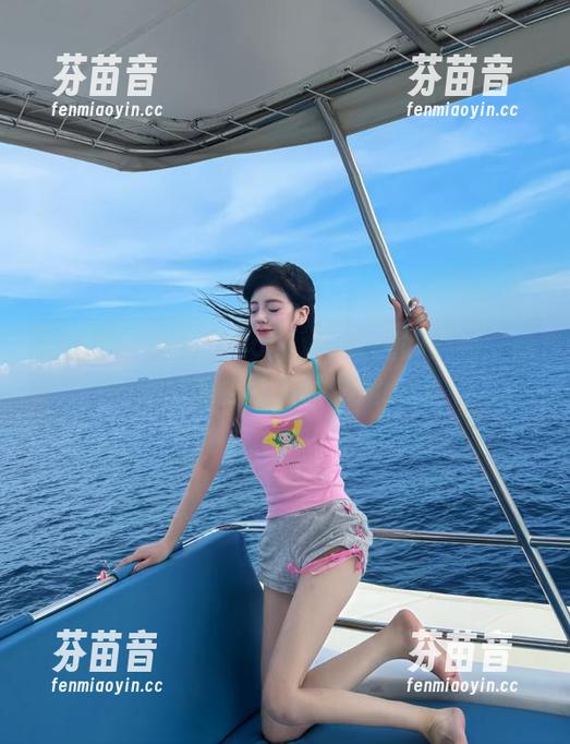 微密圈 - 徐莉芝Booty与花园的交接：高清原图中的神秘瞬间.txt