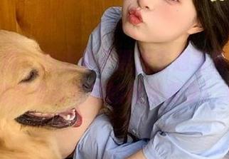 绝美瞬间：抱走莫子黑丝主题写真合集，精致图集闪耀你的视觉盛宴！.txt