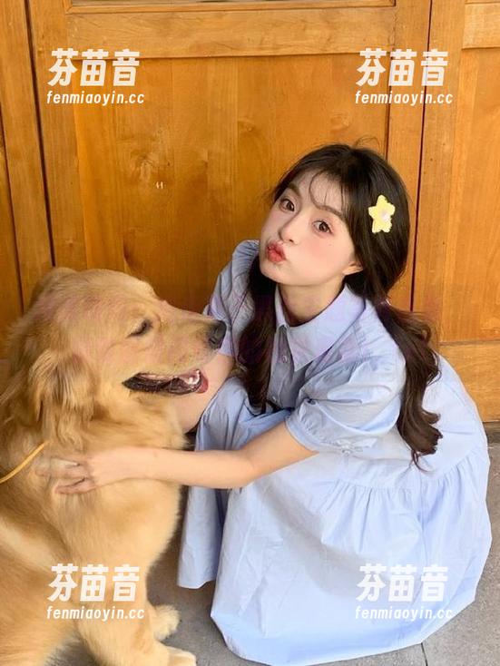 绝美瞬间：抱走莫子黑丝主题写真合集，精致图集闪耀你的视觉盛宴！.txt