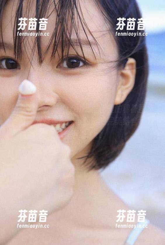推女神 - 探秘Kiren_程程程的棉袜图集：每一双都是时尚与舒适的完美结合，速来下载.txt