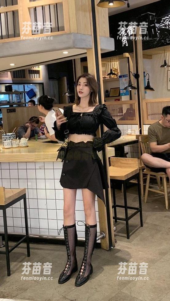 微密圈 - 文茜cool的蒙面女侠写真：超高清资源带你畅游神秘世界.txt