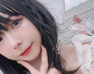 探索无颜小天使wy的校园写真作品集，定格青春美好瞬间，欢迎下载体验！.txt
