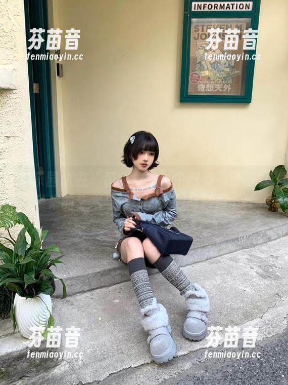 星乐园 - 在“茵宝教室”中感受高清写真带来的艺术与情感的交融与碰撞.txt