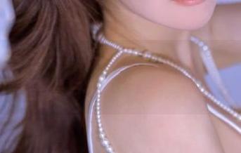 星颜社 – 潘娇娇户外写真分享合集，带你感受自然美景与人文气息的绝妙结合.txt