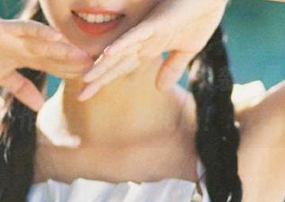 月下摄影 – 空姐写真狂潮来袭，最新秀秀作品让你一秒沦陷！.txt