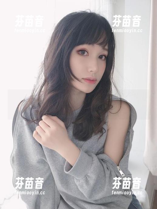 释放高雄的魅力：木之本果私人写真拍摄合集，难以忘怀.txt