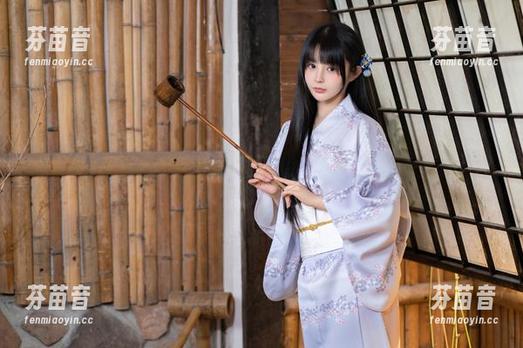 桜井宁宁与棉袜的甜美邂逅，精美写真图片合集欣赏.txt