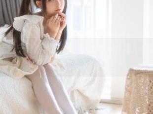 梦丝女神 – 走进宁夏的夏日图集：体会写真背后的故事与情感.txt