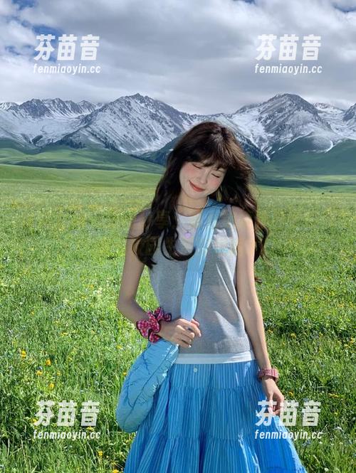 梦丝女神 - 原图分享：观看魏婷婷校服写真，重温校园生活的点滴.txt