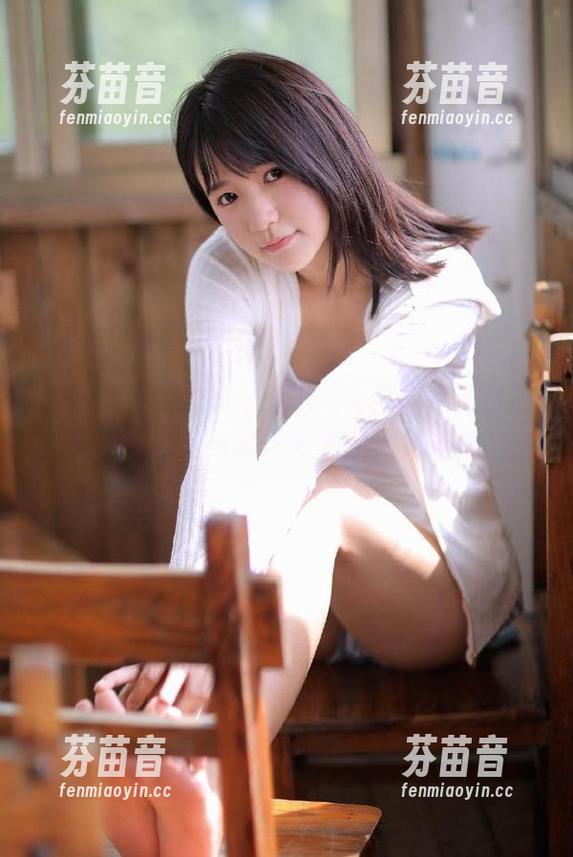 微密圈 - 梦露veronica女孩的高清作品分享，探索她与摄影艺术的深厚连接.txt