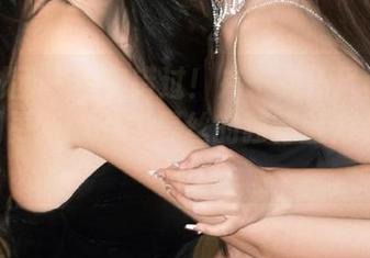 森萝财团 – 不容错过！卉子女仆风格的最新套图更新：80D黑丝的独特魅力袭来！.txt