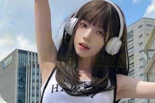 模范学院 – 奈美nana的粉色定制作品，让你体验一次心动的视觉盛宴！.txt