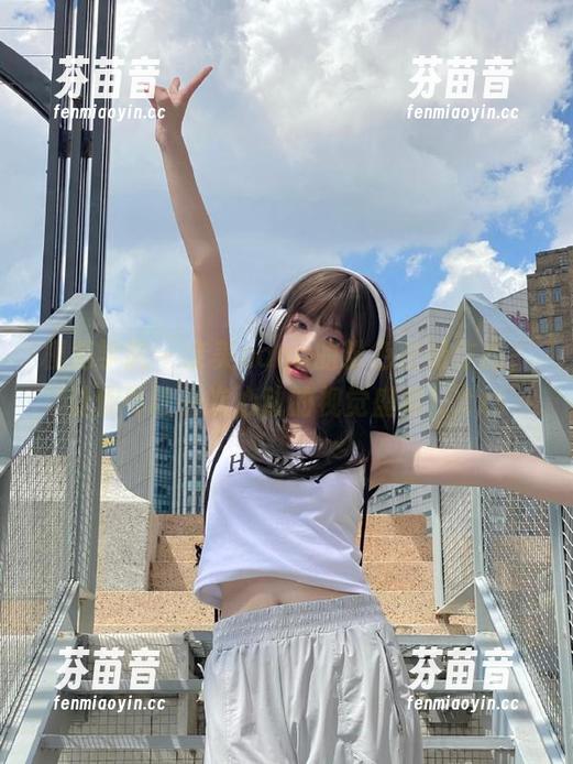 模范学院 - 奈美nana的粉色定制作品，让你体验一次心动的视觉盛宴！.txt