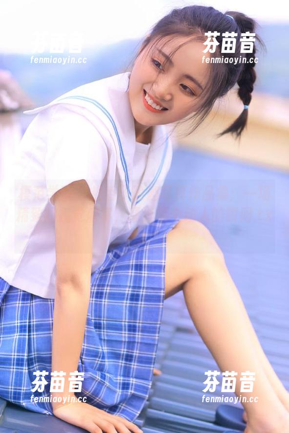 模范学院 - 桃香子瑜伽写真作品集：一场精致的视觉盛宴，精选每个动人的瞬间.txt