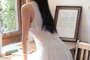 模范学院 – 只要你敢！让艾莉Evelyn的婚纱套图免费带你走进奇妙搞笑婚礼现场.txt