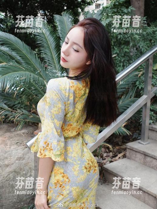 洛丽塔大哥 最新放送!洛丽塔大哥泳装写真,精彩图片尽在眼前!.txt