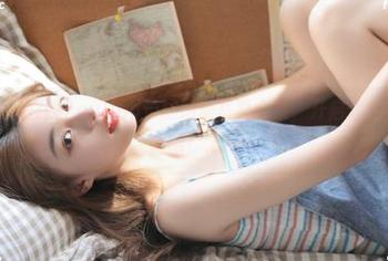 爱蜜社 – 兜豆靓Youlina长腿绝美写真合集，开启你的视觉享受之旅！.txt