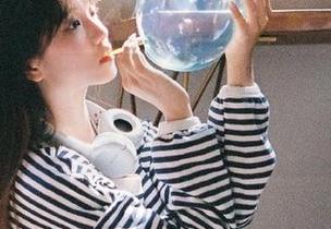 爱蜜社 – 小狐狸Sica为你奉上免费“甜心”写真照片，探索她的独特风格.txt