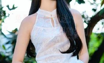 微密圈 – 免费写真大放送：跟随“牛奶里的果汁”一起探索浴缸里的梦幻世界！.txt