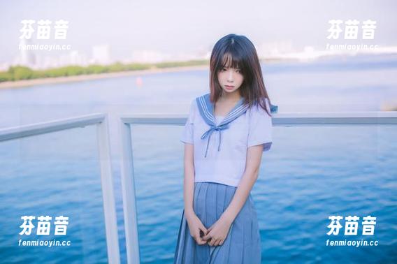 疯猫ss艺术世界：创意产业园全集写真作品，任你随心下载享受.txt