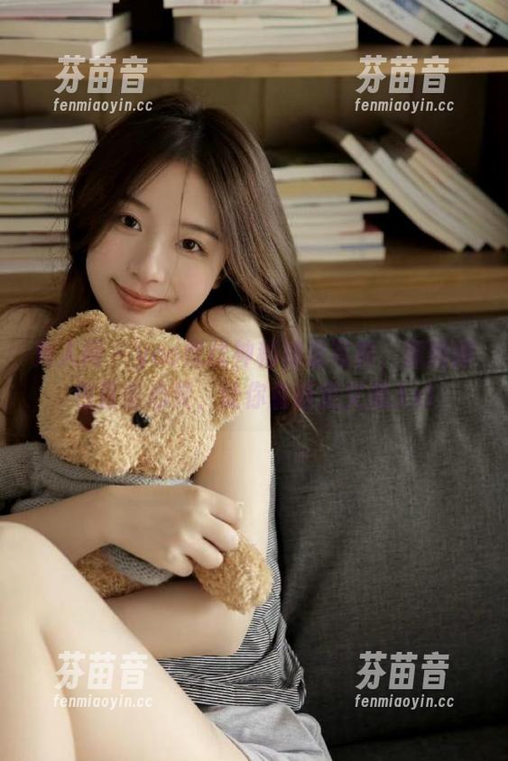 秀人网 - yoo优优神秘裸足写真，原图图包直击心灵，让你重新定义美.txt