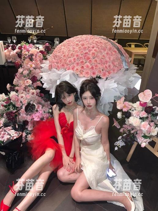 秀人网 - 她的温柔瞬间：千夜未来最新写真作品资源共享.txt