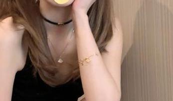 秀人网 – 免费享受周井空的夏天作品：网盘专属下载，让你爱上这个季节！.txt