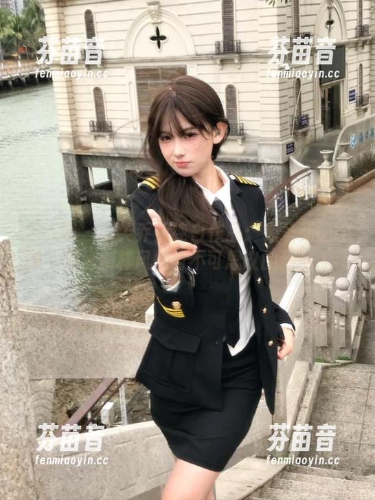 秀人网 - 奶芙乔乔纯白作品：无圣光的诠释，揭秘别样风情与不可思议的细腻.txt