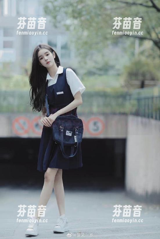 秀人网 - 安然儿职业装写真新图包开放下载，助你打造完美职场形象.txt
