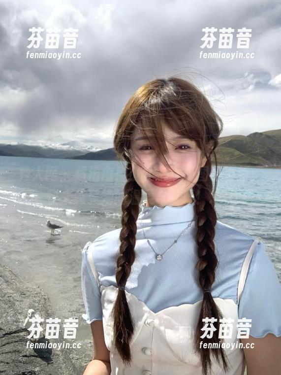 秀人网 - 超治愈！小尤奈女仆图集更新，快来感受她的温柔与可爱！.txt