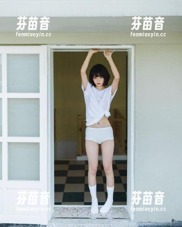 秀人网 - 尤妮丝Egg最新毛衣写真作品，高清呈现她的独特风格与气质.txt