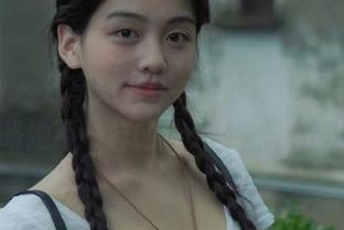 秀人网 – 分享戴允祺zoe的美腿图包，领略她不一样的迷人风采！.txt