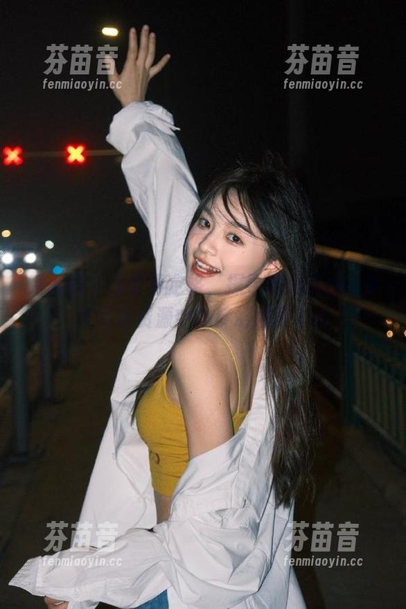 秀人网 - 为青春定格，探寻戴允祺zoe女友写真资源中的梦幻瞬间.txt