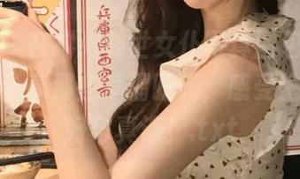 秀人网 – 在抖娘利世女仆写真图包中，与她共同分享那些幸福时光，感受生活的美好与真谛！.txt