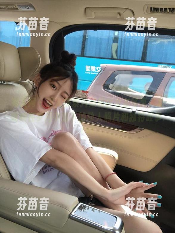 秀人网 - 深入探索抖娘利世女友写真，发现她在岁月中留下的动人照片和独特故事.txt