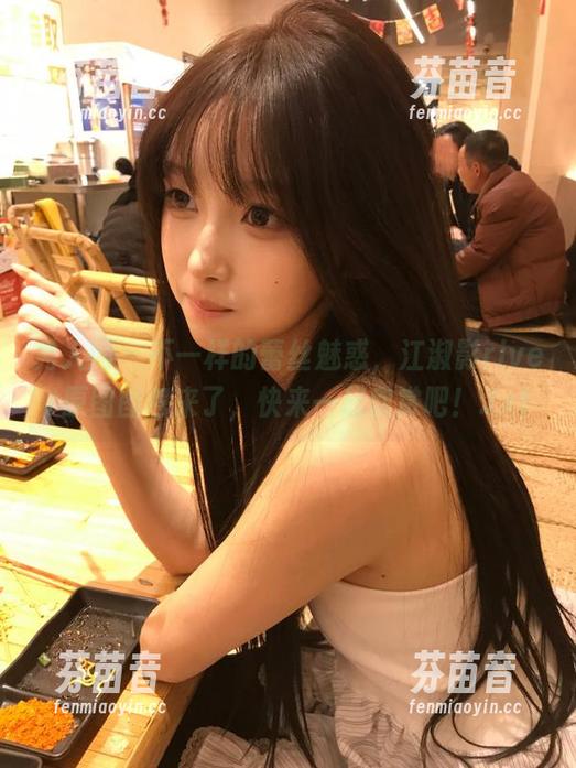 秀人网 - 不一样的蕾丝魅惑，江淑影river原图图包来了，快来一起欣赏吧！.txt