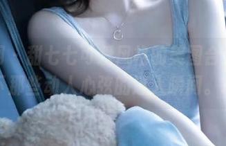 秀人网 – 甜七七可爱风格的美图合集，记录下那些动人心弦的迷人瞬间。.txt