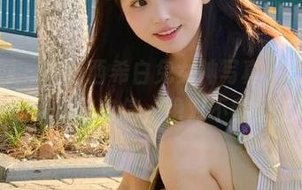 秀人网 – 最新西希白兔女神写真，图片呈现她的优雅与自信，绝对不容错过.txt