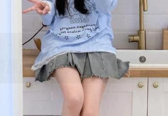 秀人网 – 重温雪瑞Lisa少女的曼妙瞬间：独家原图与美丽套图全面揭晓！.txt