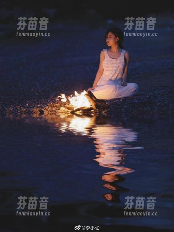 秀人网 - 感悟自然之美，顾奈奈的户外无圣光写真每张图片都值得反复品味和欣赏.txt
