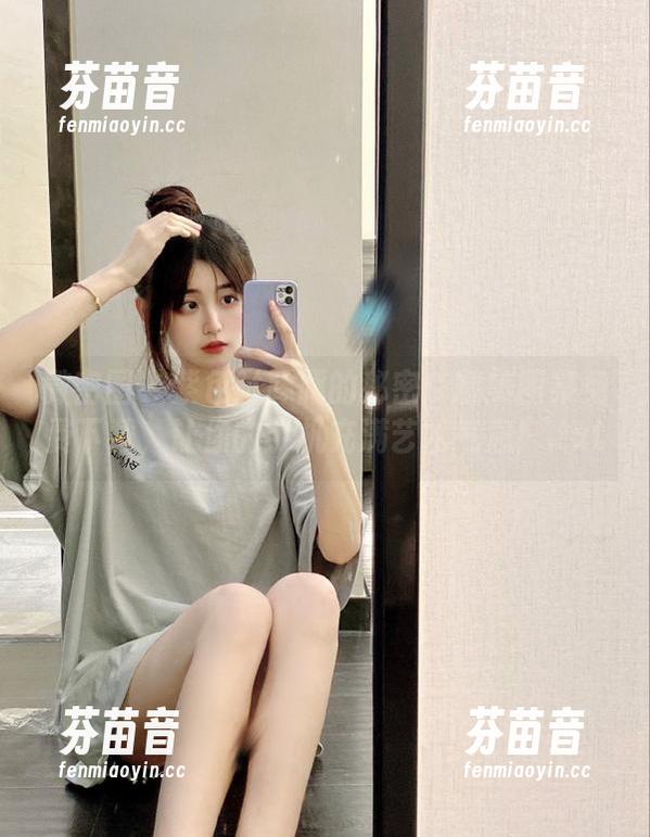 微密圈 - 紫色哒豚豚的秘密：精美图集免费下载，让你的手机充满艺术气息！.txt