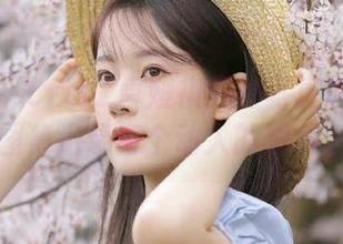 美媛馆 – Cris_卓娅祺红裙写真原图赏析，图集记录每个动人的瞬间.txt