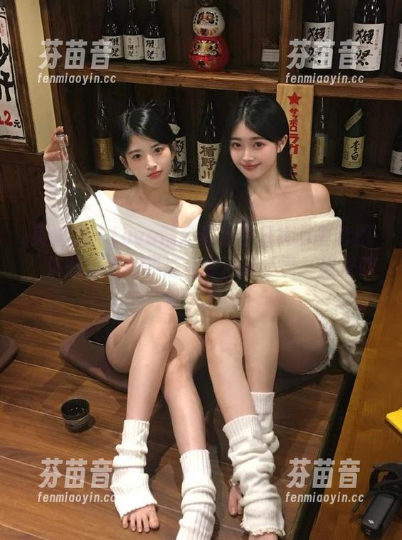 美媛馆 - Love陆瓷最新牛仔裤写真套图，清新自然的姿态让你心动不已，快来欣赏！.txt