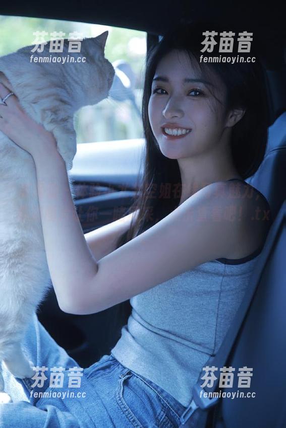 美媛馆 - 体验小尤奈空姐在线写真魅力，高清图片让你一睹风采，点击查看吧！.txt