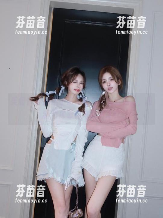 美媛馆 - 探索小魔女奈奈的浴室魅力，最新图库等你来欣赏.txt