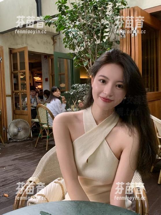 美媛馆 - 让你心动的糯美子Mini女孩写真，别错过这个免费的图包哦.txt