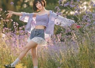花柒Hana带你无圣光游泳：斯卡蒂泳装作品简直是沙滩上的诗与远方！.txt
