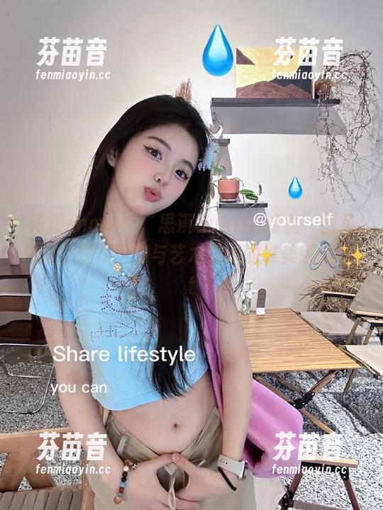 花漾show - “思淇Sukiiii修女”图集精选，探索信仰与艺术交织的唯美瞬间.txt