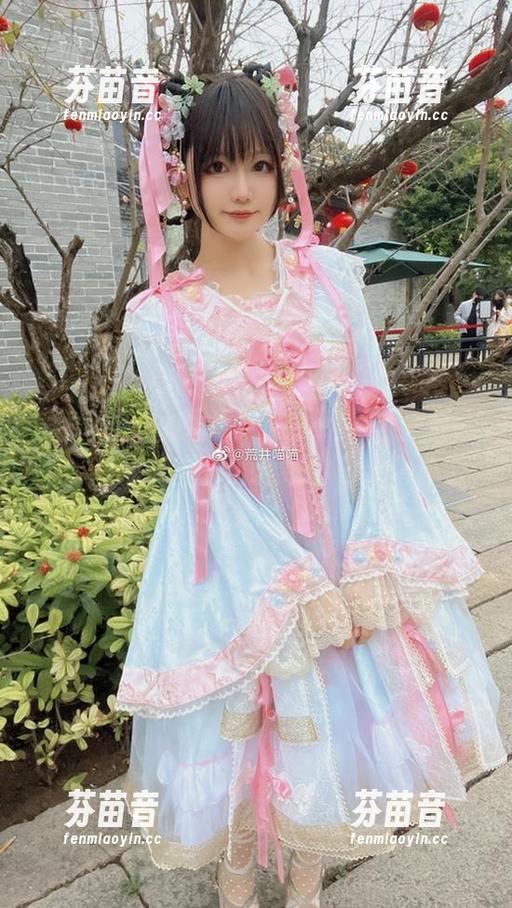 精美荒井喵喵写真原图分享，快来获取竞泳本-黑色透明资源！.txt
