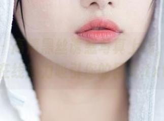 微密圈 – 高清黑丝诱惑写真上线，葛征的在线魅力吸引你的目光.txt